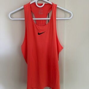 Nike Lightweight Racerback Top